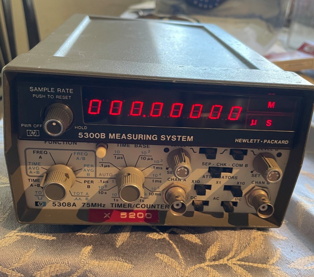 KEYSIGHT AGILENT HP 5300B Measuring System + 5308A 75MHz Timer Counter