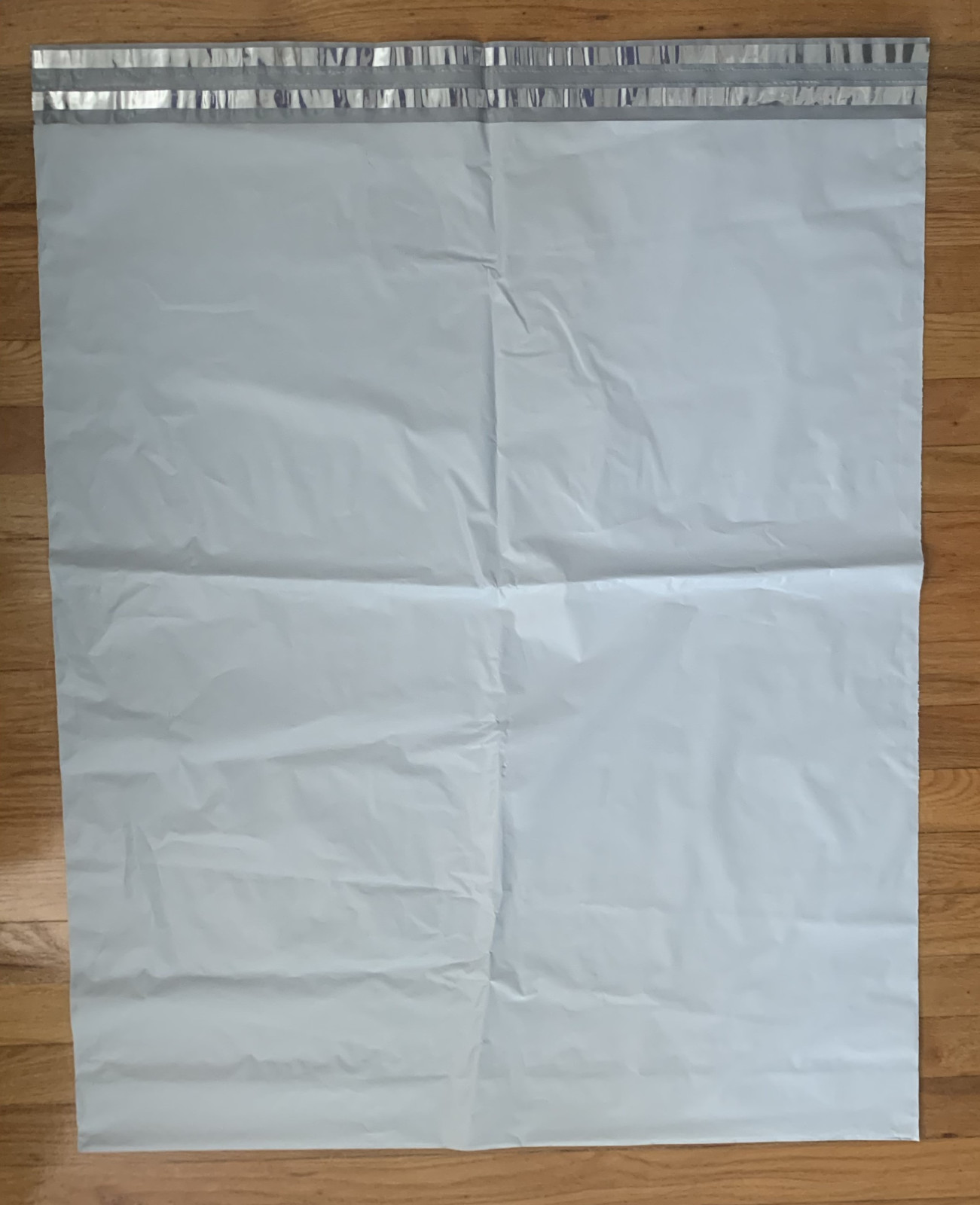 4 Poly Mailer bags 30”x 36” x 5” EXTRA LARGE 2.5 mil Shipping Bags P20