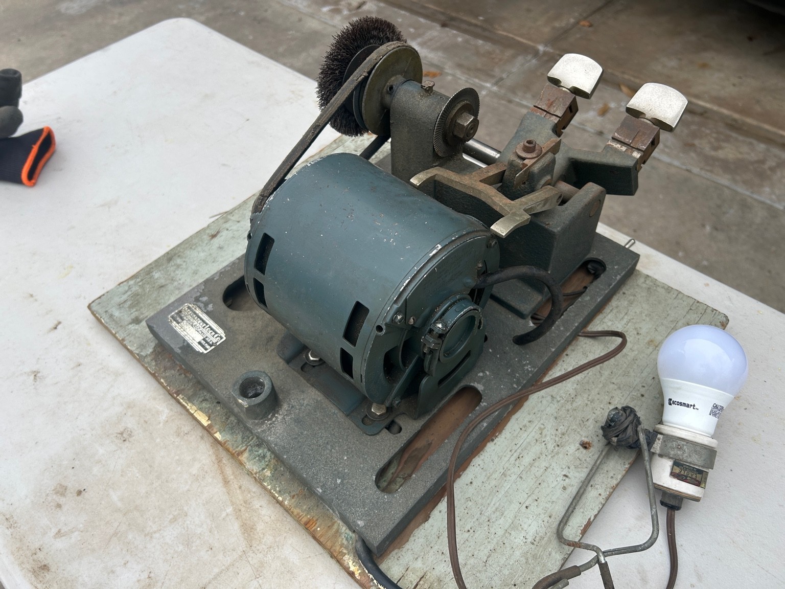 Vintage ILCO Industrial Bench Machine Electric Cast Iron Unit Tested