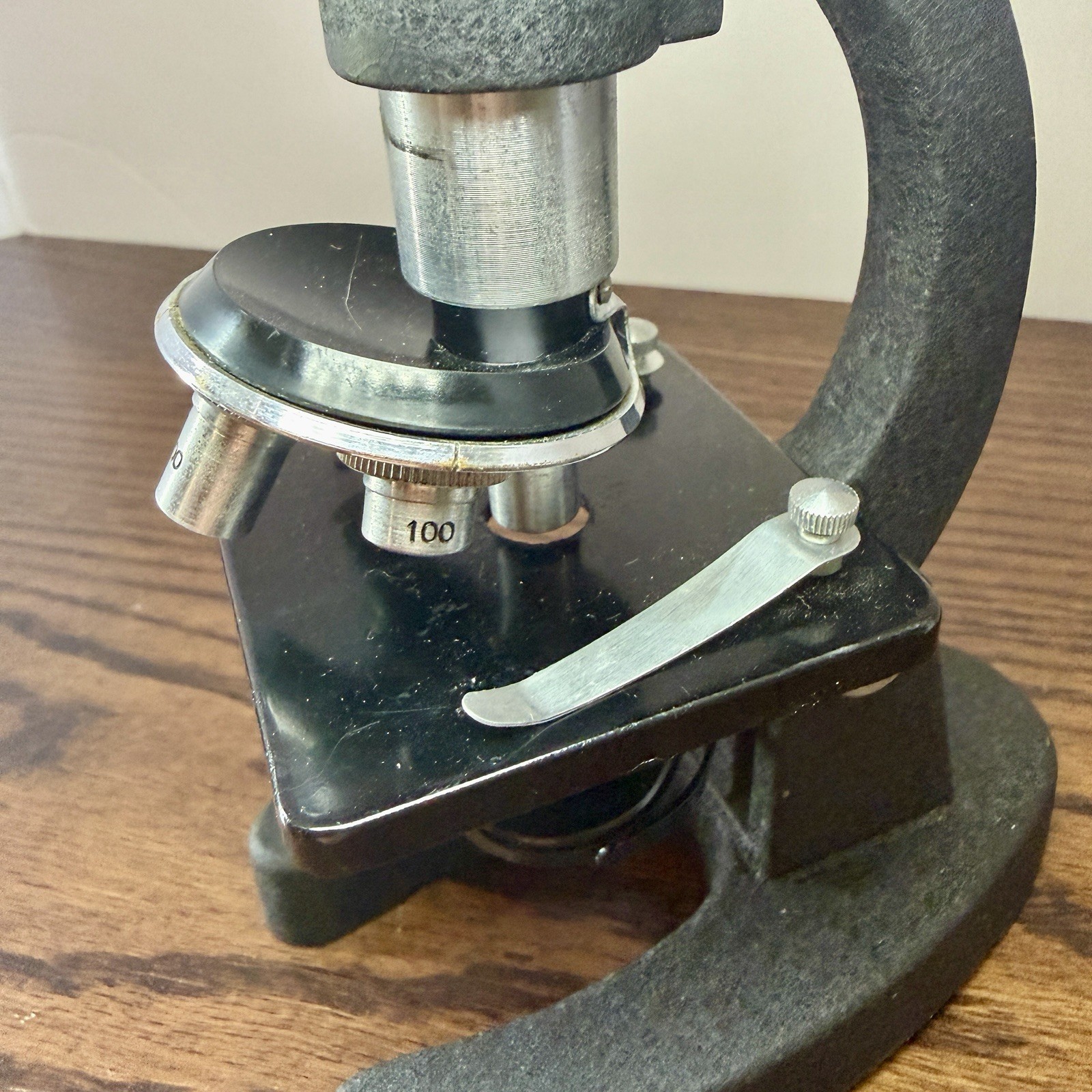 Vintage Research Mark XII No. 1930 Turret Microscope w/ Wood Case & Original Box