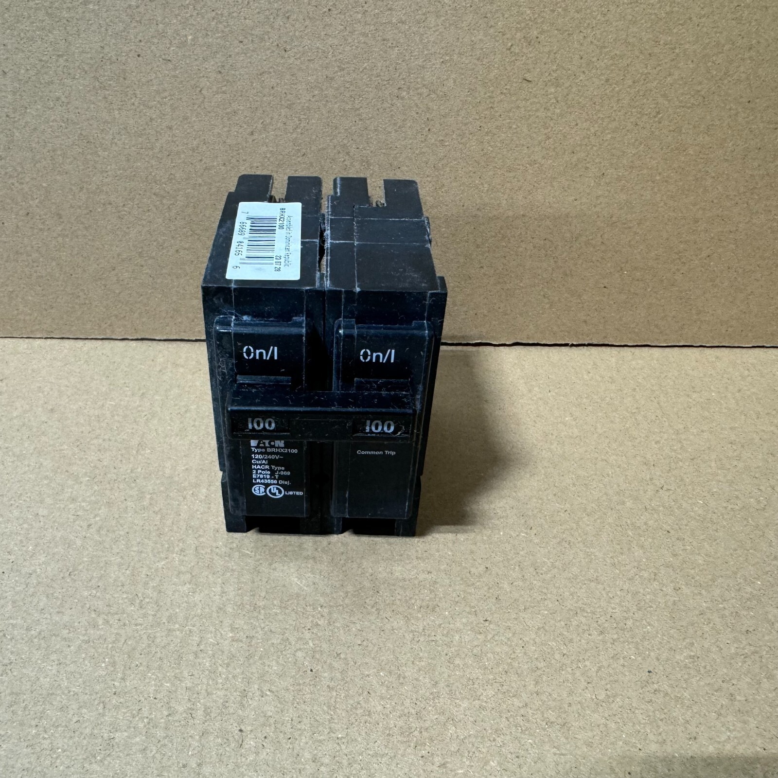 NEW EATON BRHX2100 2 POLE 22,000 AT 120/240V~ CIRCUIT BREAKER BRH2100 BR2100