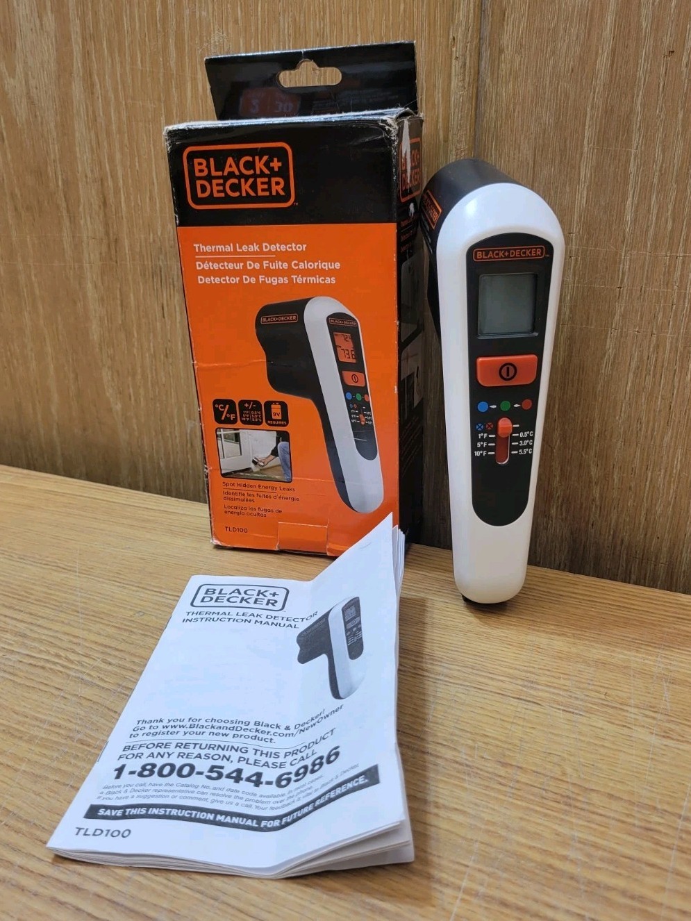BLACK+DECKER TLD100 Thermal Leak Detector Infrared IR Tested Working w/ Box