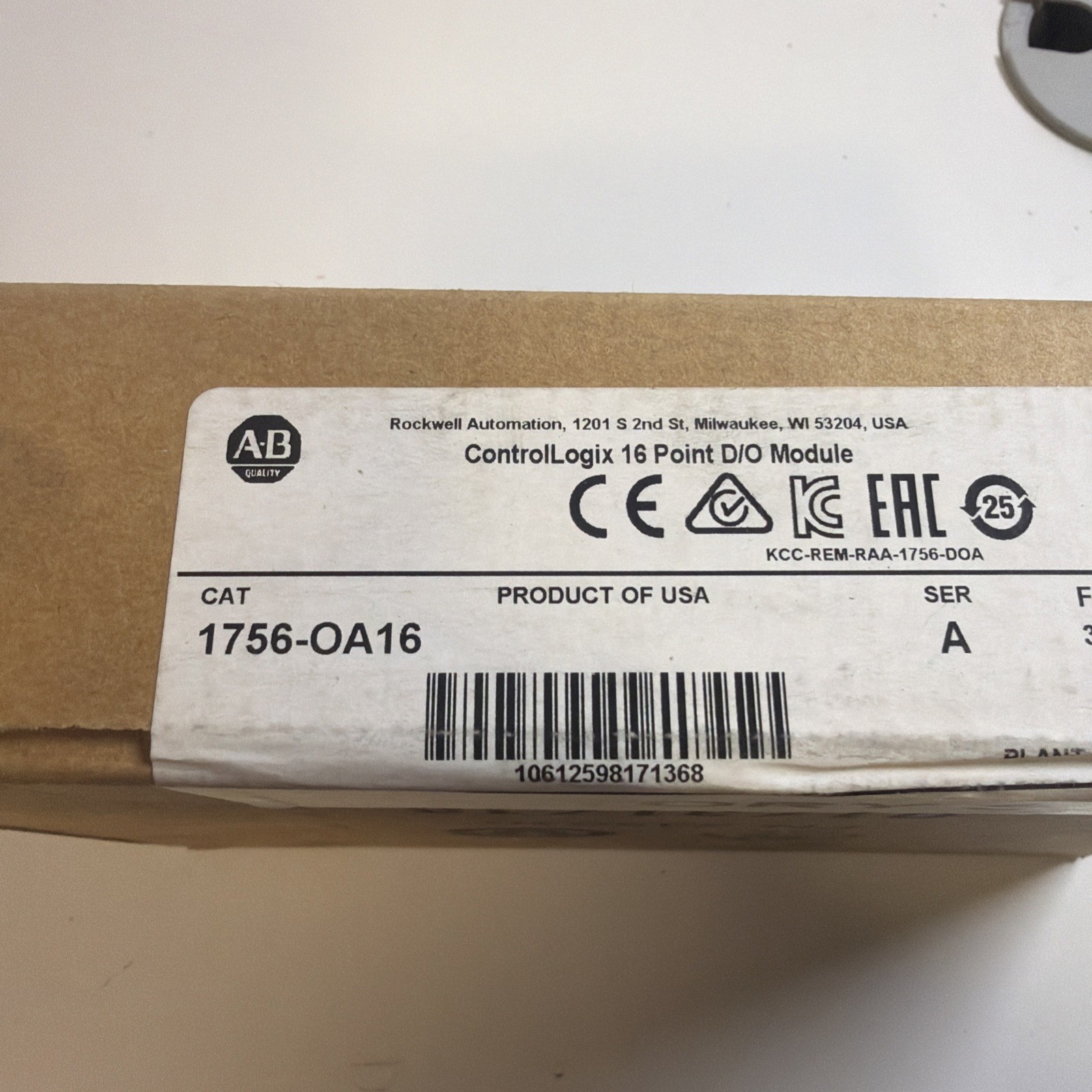New Allen Bradley 1756-OA16 Series A ControlLogix 16 Point Module