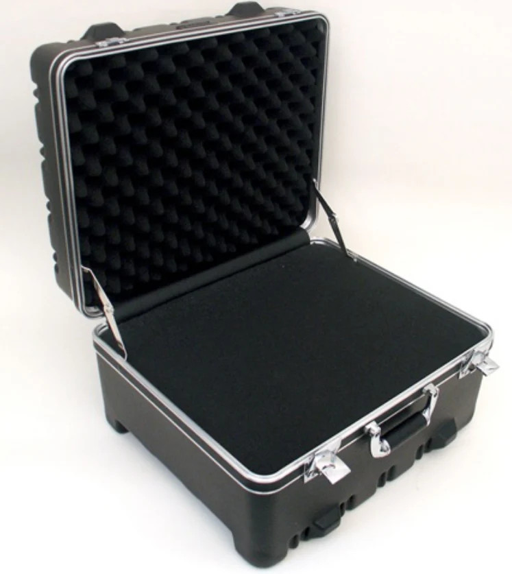 181509H – PLATT LUGGAGE – HEAVY-DUTY POLYETHYLENE CASE WITH WHEELS AND TELESCOPI
