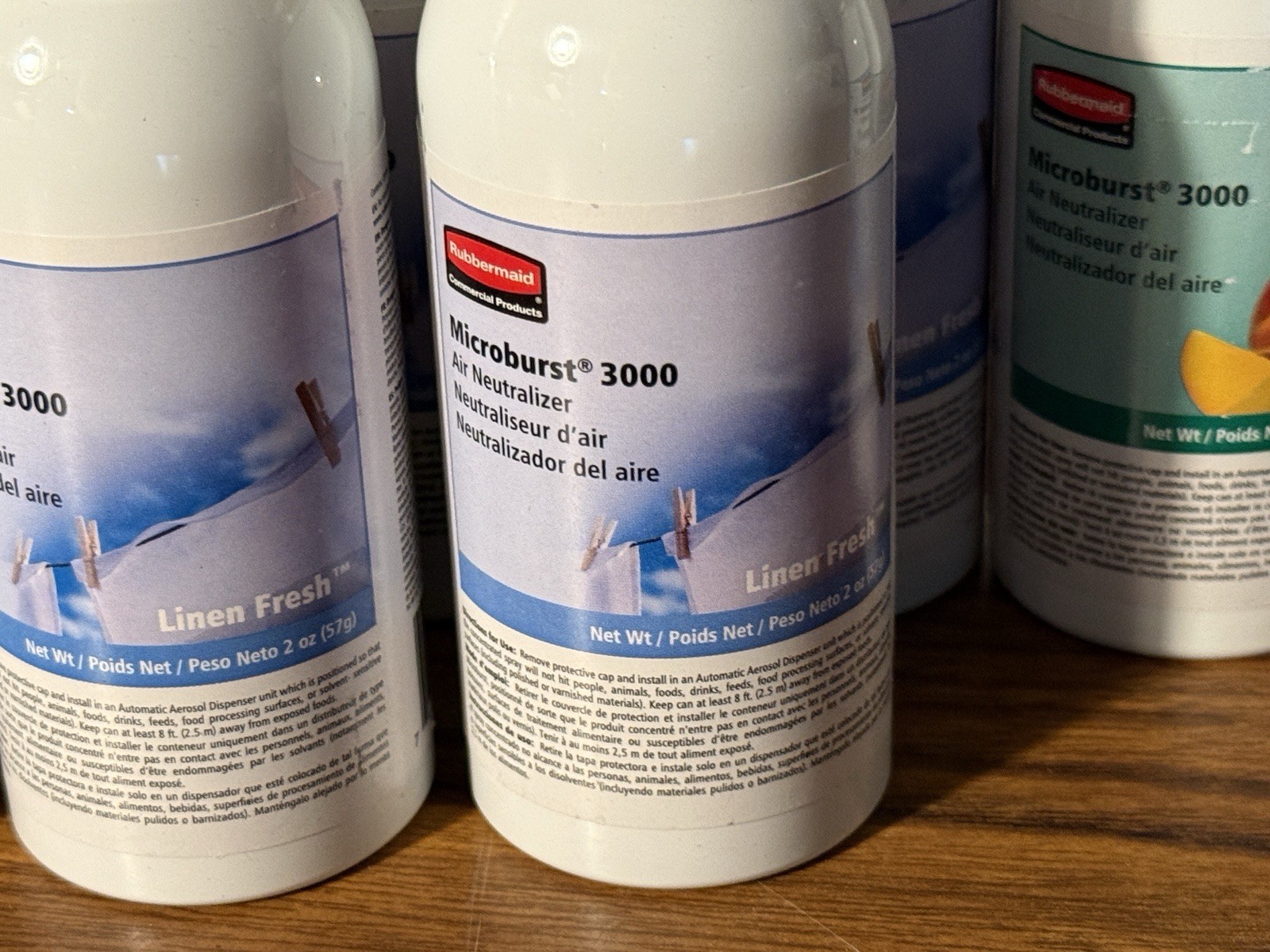 Lot 11 Rubbermaid Microburst 3000 Air Freshener 2oz Refills 9 Linen Fresh + 2