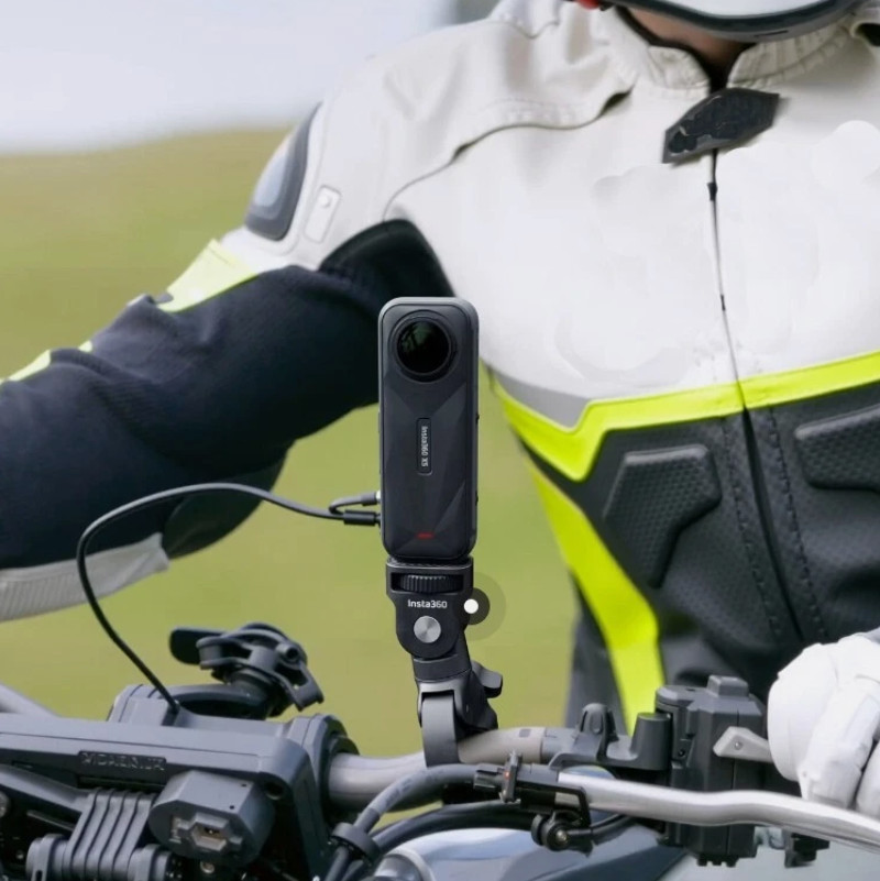 Insta 360 X5 Motorcycle Bundle 8K 360 Degree Action Camera – Brand New