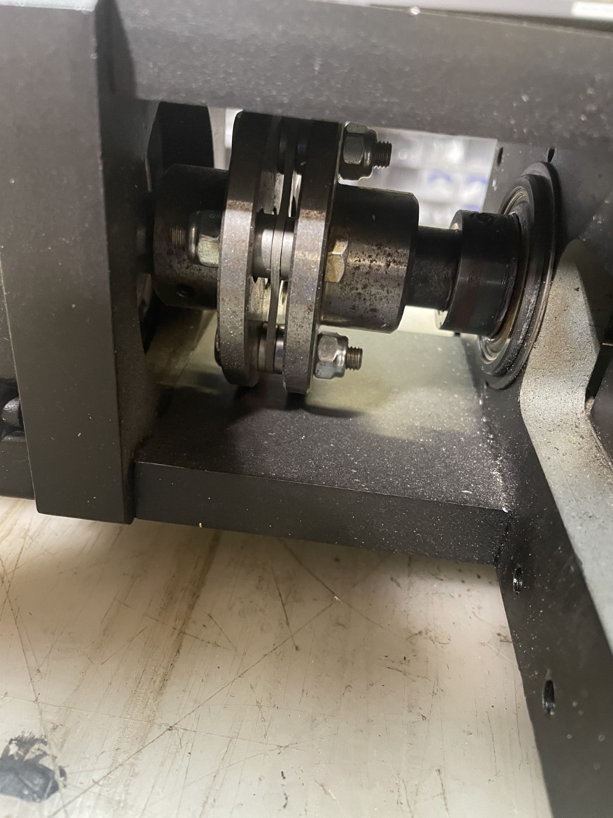 Allen-Bradley MPL-B430P-HJ22AA SER A Servo Motor with 8 inch nip roller