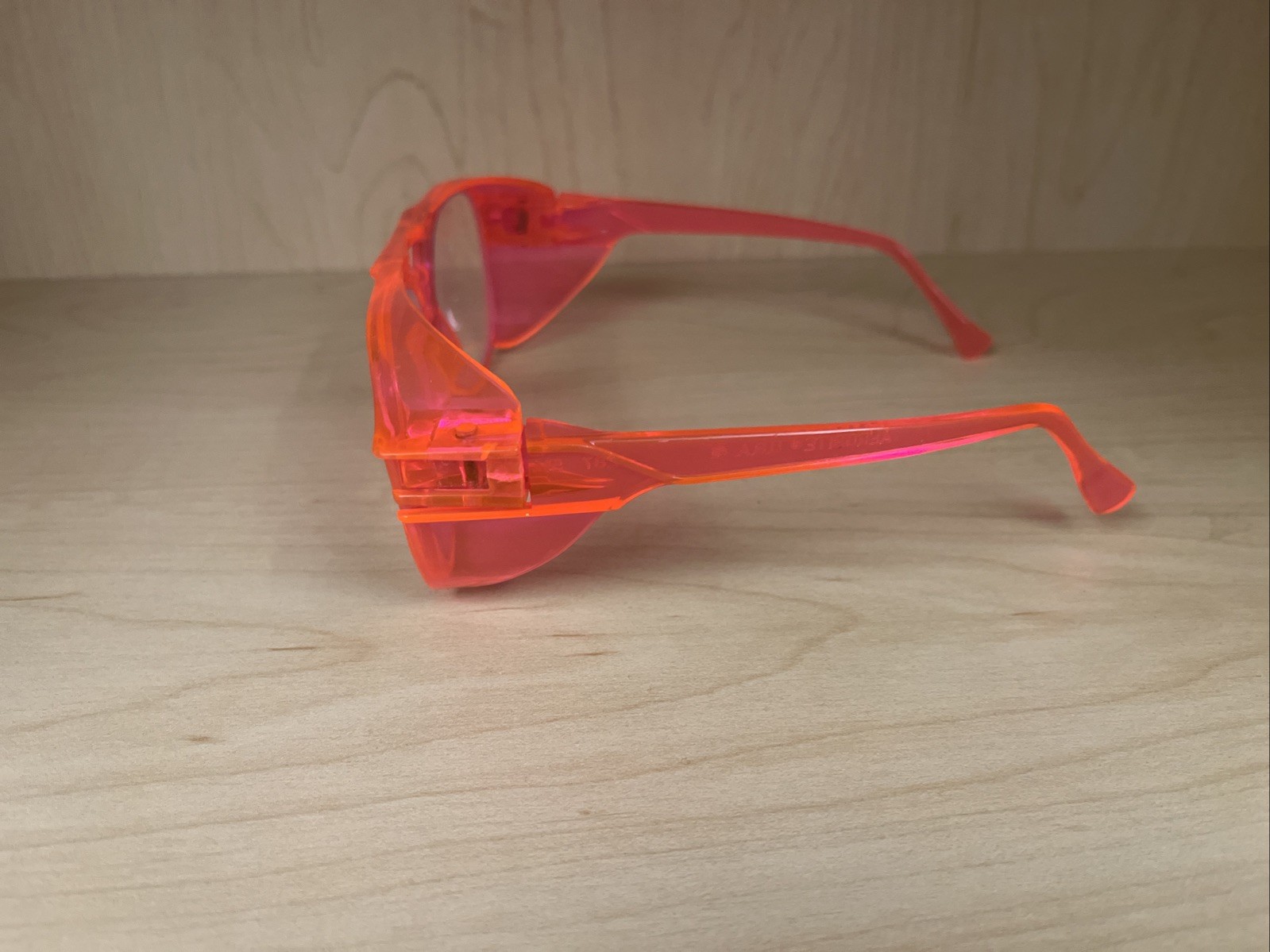 VTG Aerosite Safety Glasses Z87 5 3/4″ Neon Hot Pink FRAMES