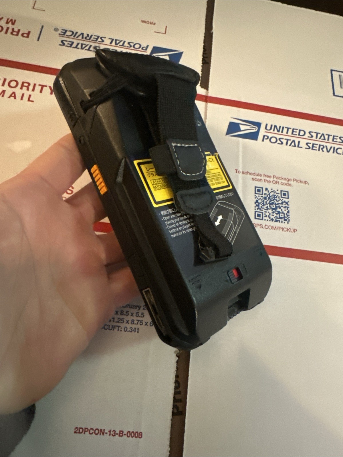 Panasonic FZ-N1EB ToughBook Mobile Handheld Scanner Unlocked Lot Of 5 W/DockChrg