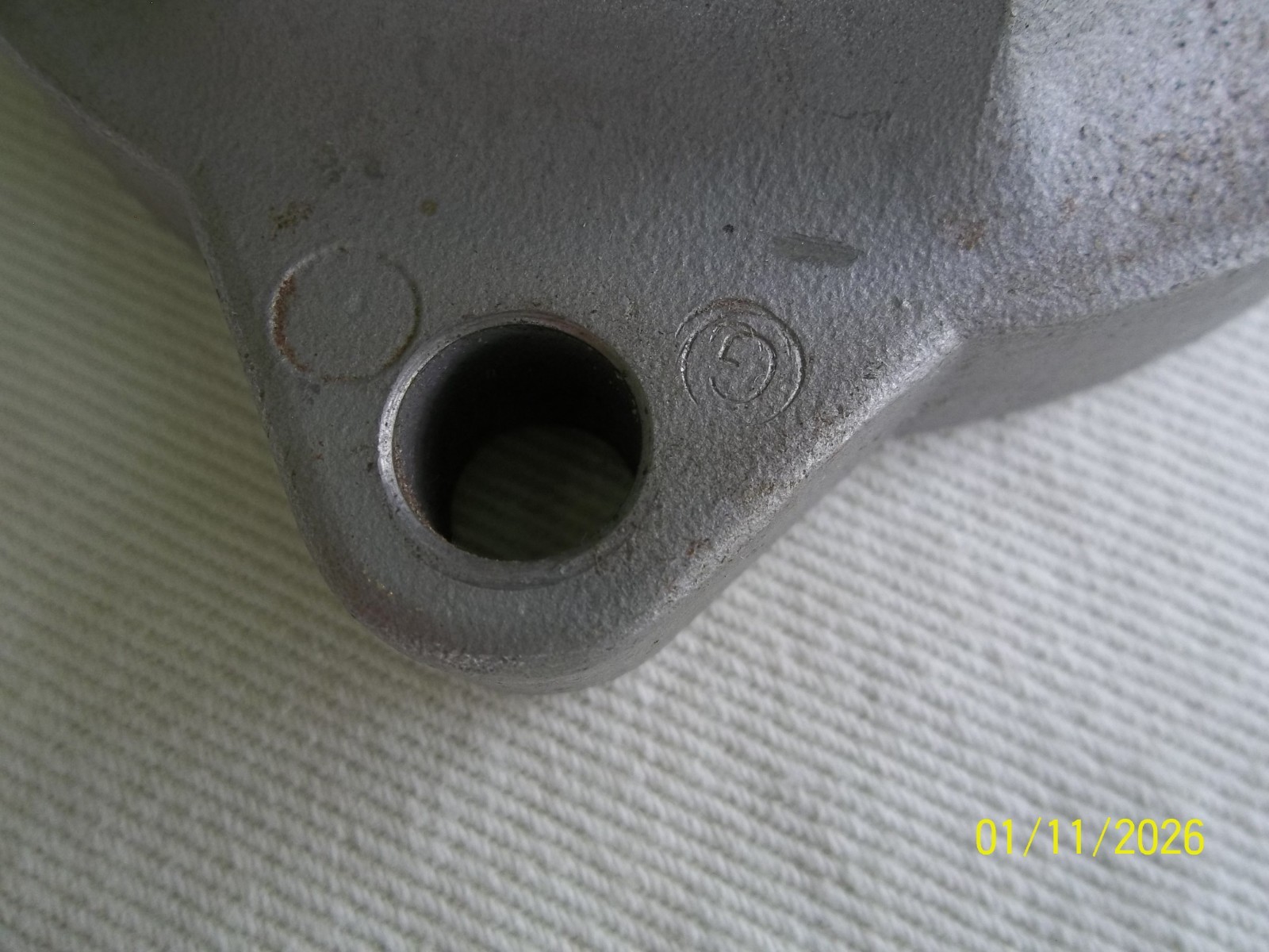 Pair of 4-BOLT PIPE THREADED FLANGE 2-1/4″ Diameter Bracket Mounts