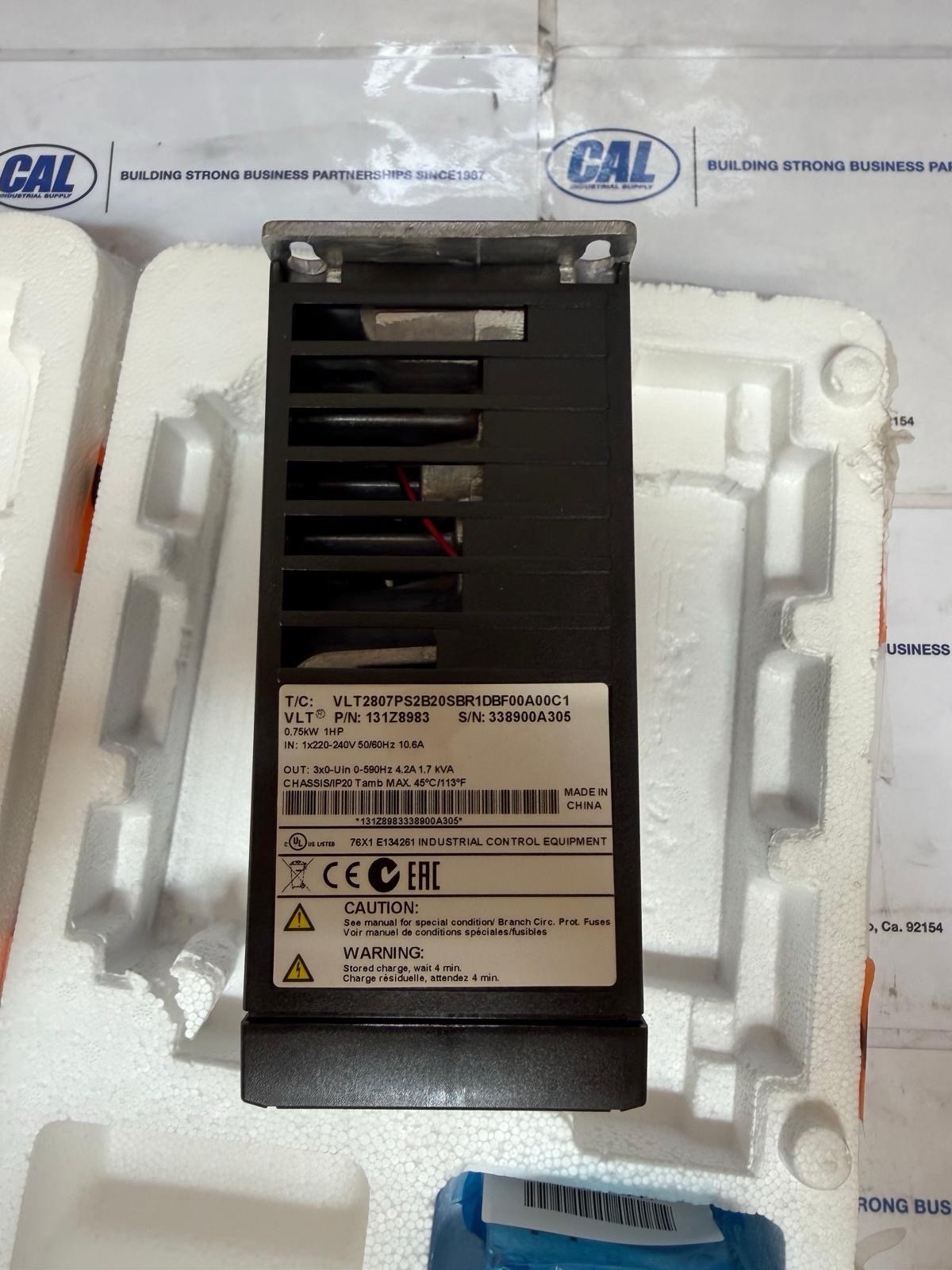 DANFOSS VLT2807PT4B20SBR1DBF00A00C1 FREQUENCY CONVERTER NSFS
