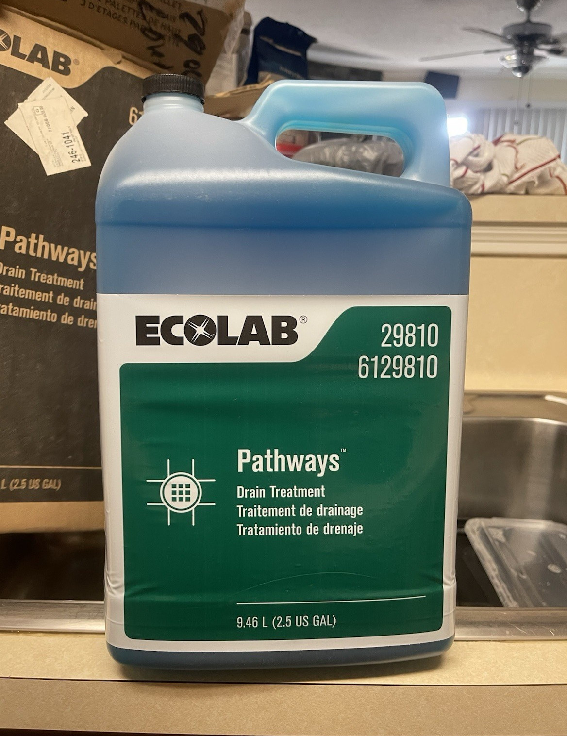 Ecolab Pathways Drain Treatment Unscented 2.5 US gal (9.46 L) 6129810