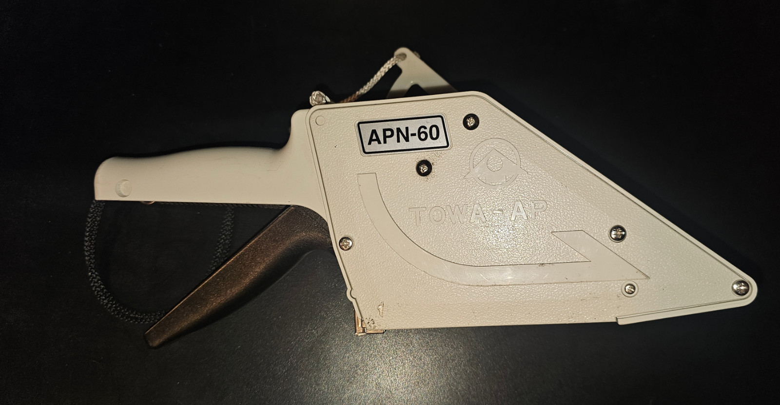 Towa APN-60 Label Applicator Excellent Condition (Made in Japan)