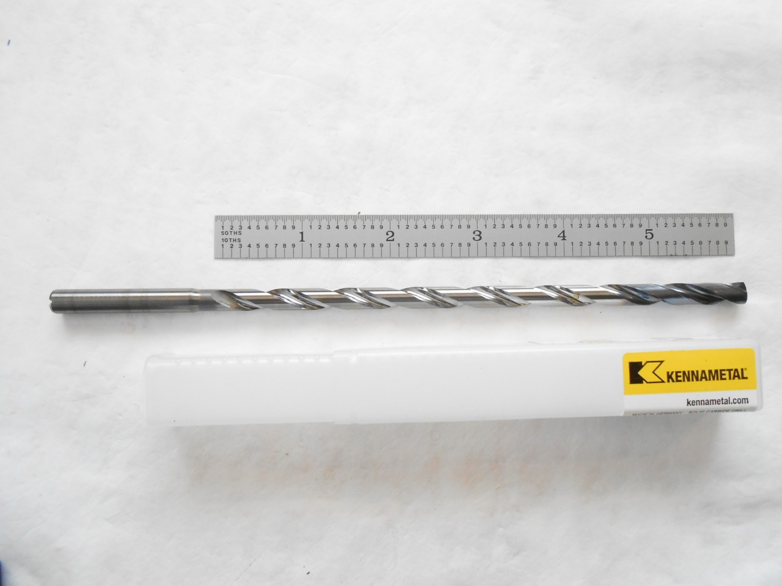 NEW KENNAMETAL 20XD 6.5MM CUT DIA X 152MM FL X 197MM OAL CARBIDE COOL THRU DRILL
