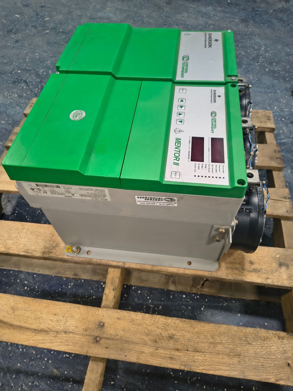 EMERSON CONTROL TECHNIQUES M550-141CD 268HP MNETOR II D.C. DRIVE 550A 460V