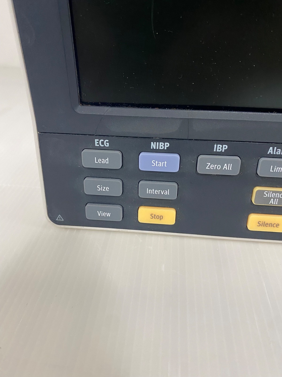 MINDRAY Datascope Passport V Patient Monitor Screen Damage Powers on