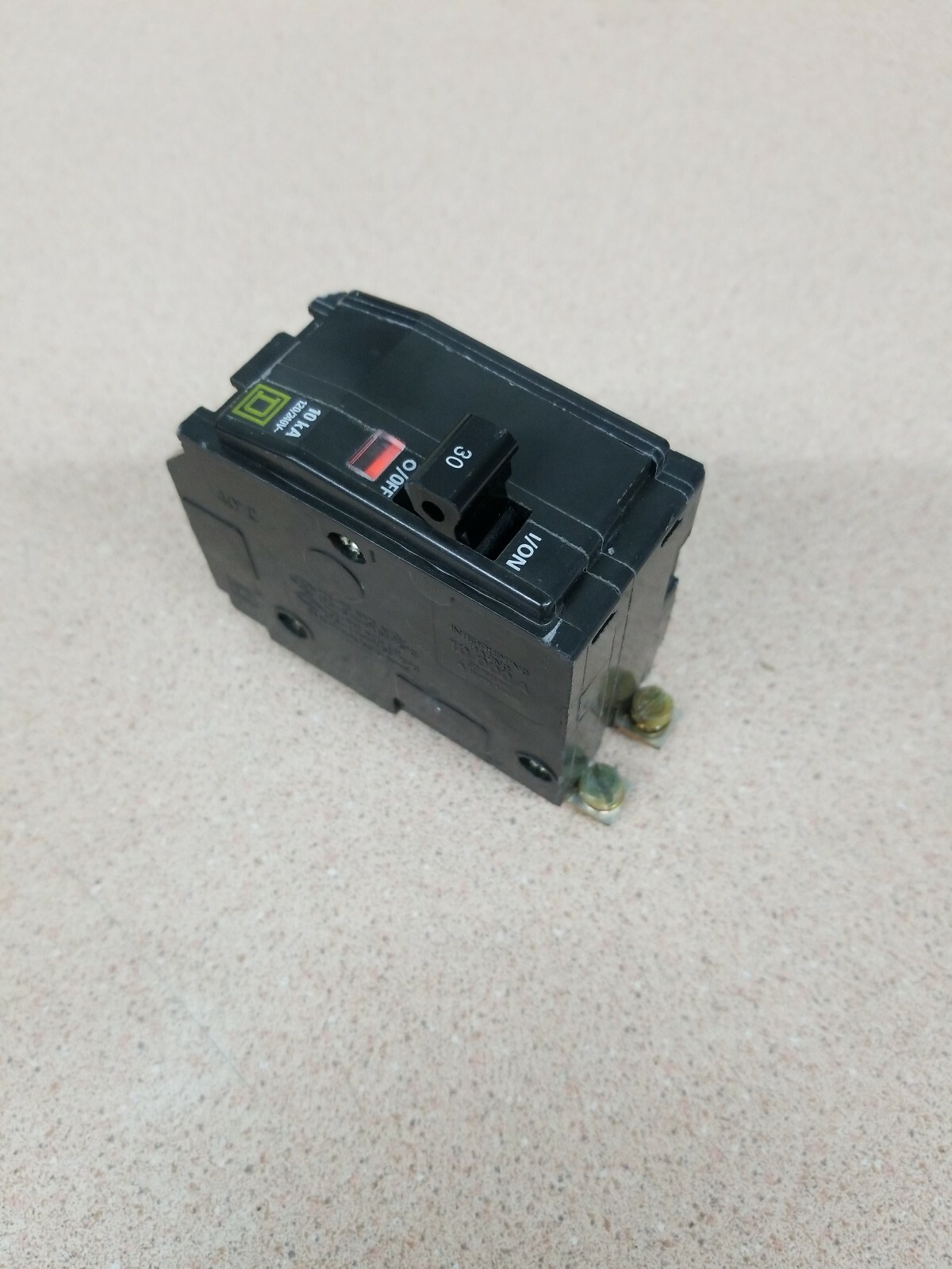 Square D QOB230 2 Pole 30 Amp 120/240Vac Bolt-On w#