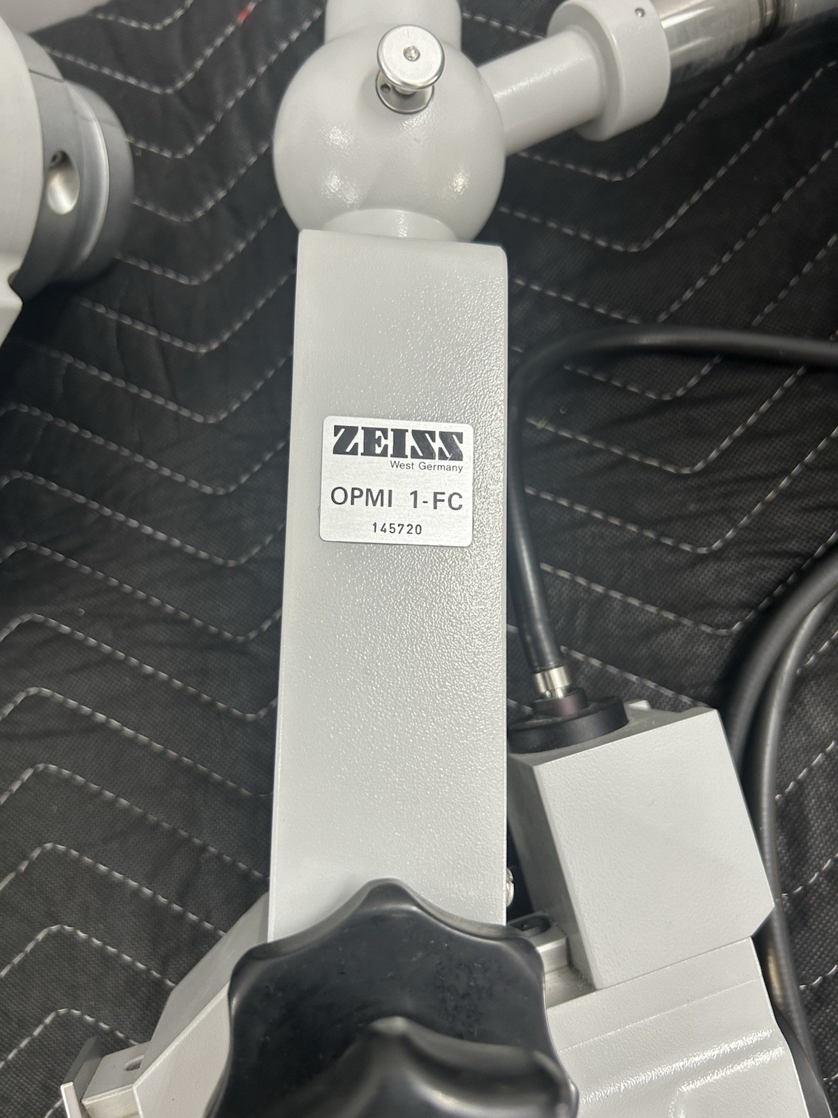 Zeiss OPMI 1 FC Surgical Microscope Head W/ Fiber optic Illuminator