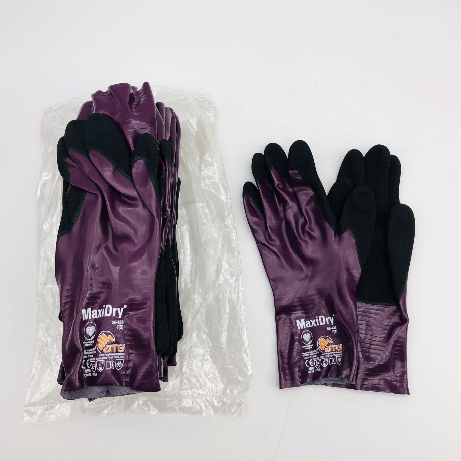 MaxiDry 56-426 Chemical Resistant Gloves Small 7 Nitrile Lightweight 12 Pairs