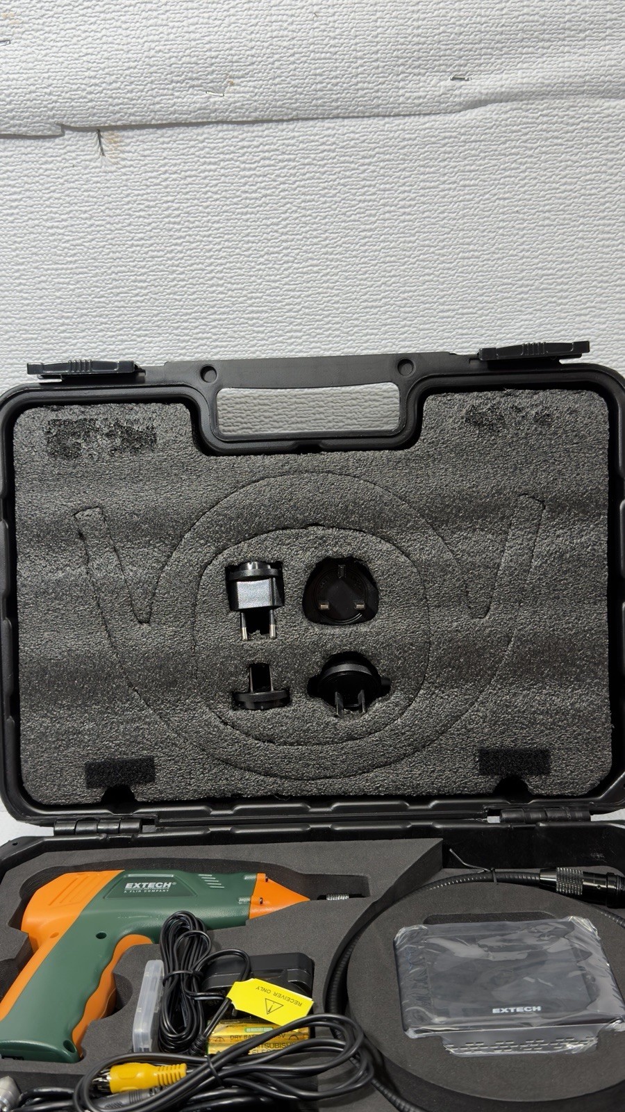 Extech BR250 – Video Borescope / Wireless Inspection Camera With 3 Foot Cable
