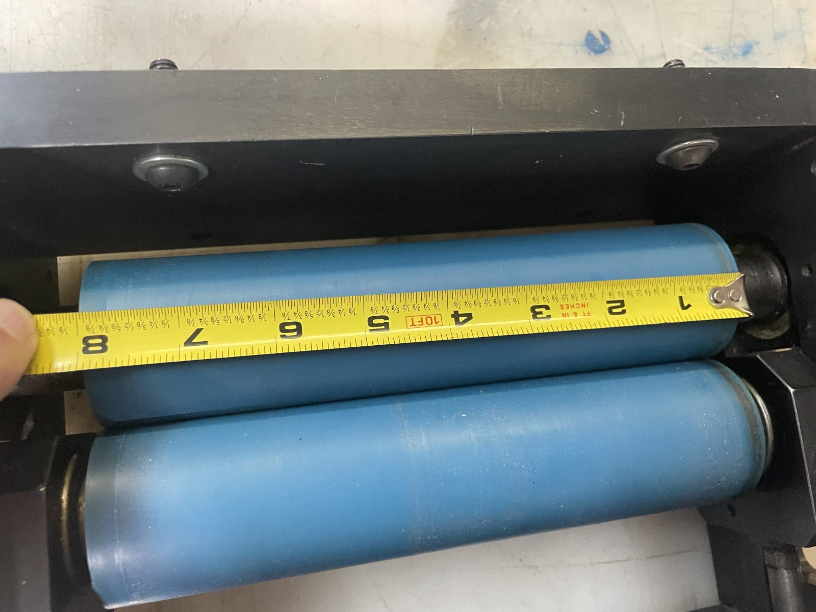 Allen-Bradley MPL-B430P-HJ22AA SER A Servo Motor with 8 inch nip roller