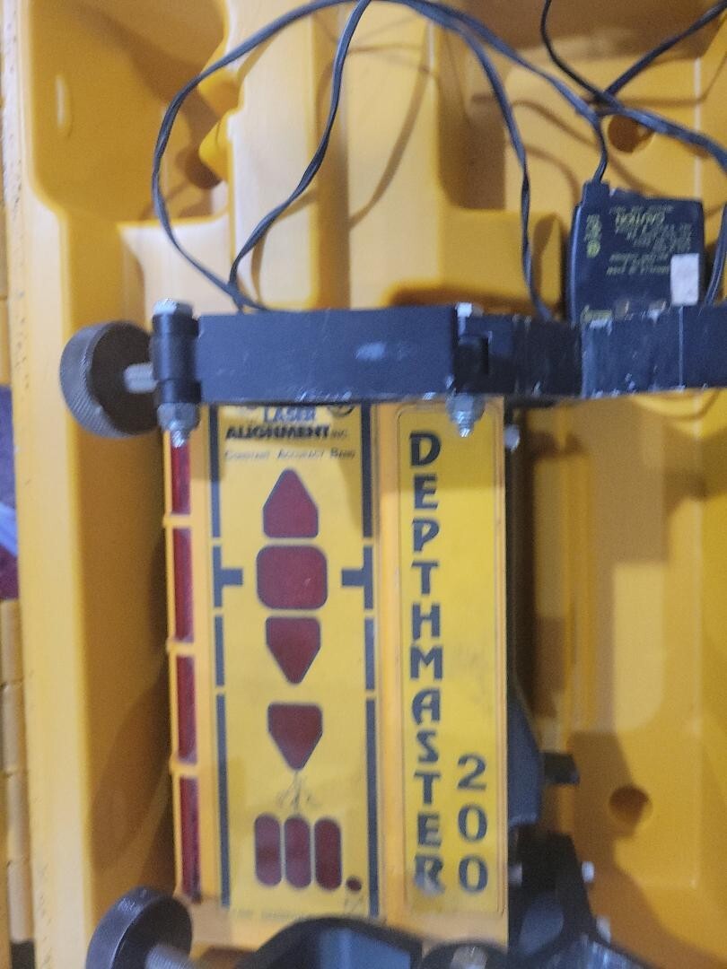 Depthmaster 200r Excavating Needs battery