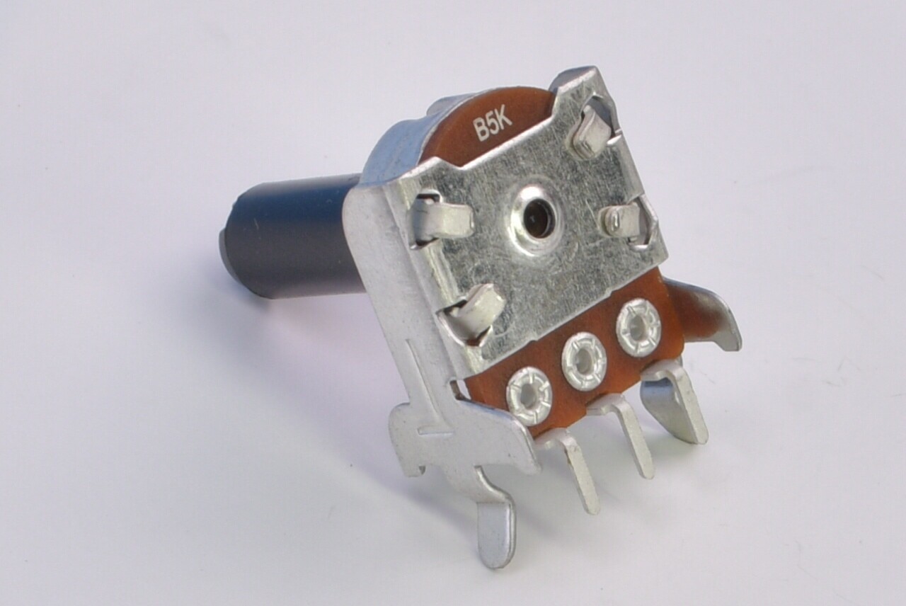 50 TT Electronics 5 kilOhm 1 Gang Linear Snap In Audio Potentiometer 0.05W