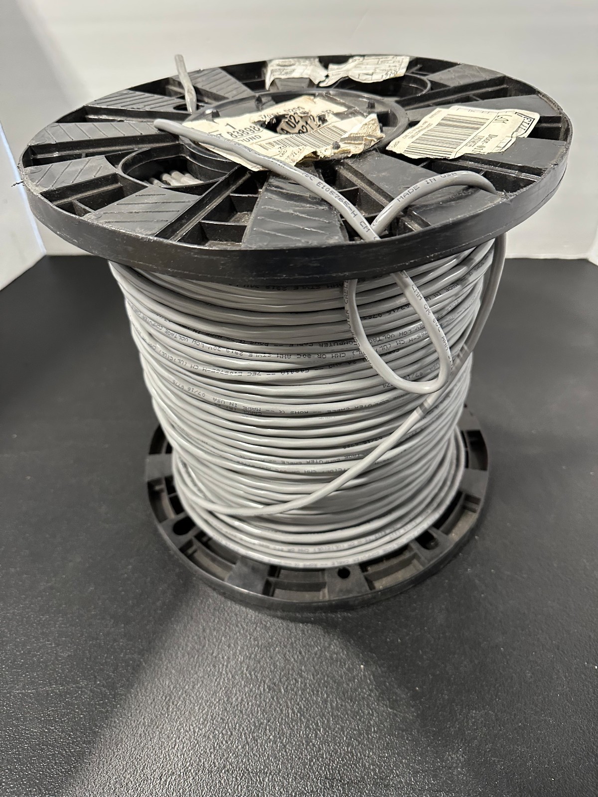 Carol Cable – Approx 700 FT + / 24AWG 2 Conductor Multi-Conductor Cable Gray