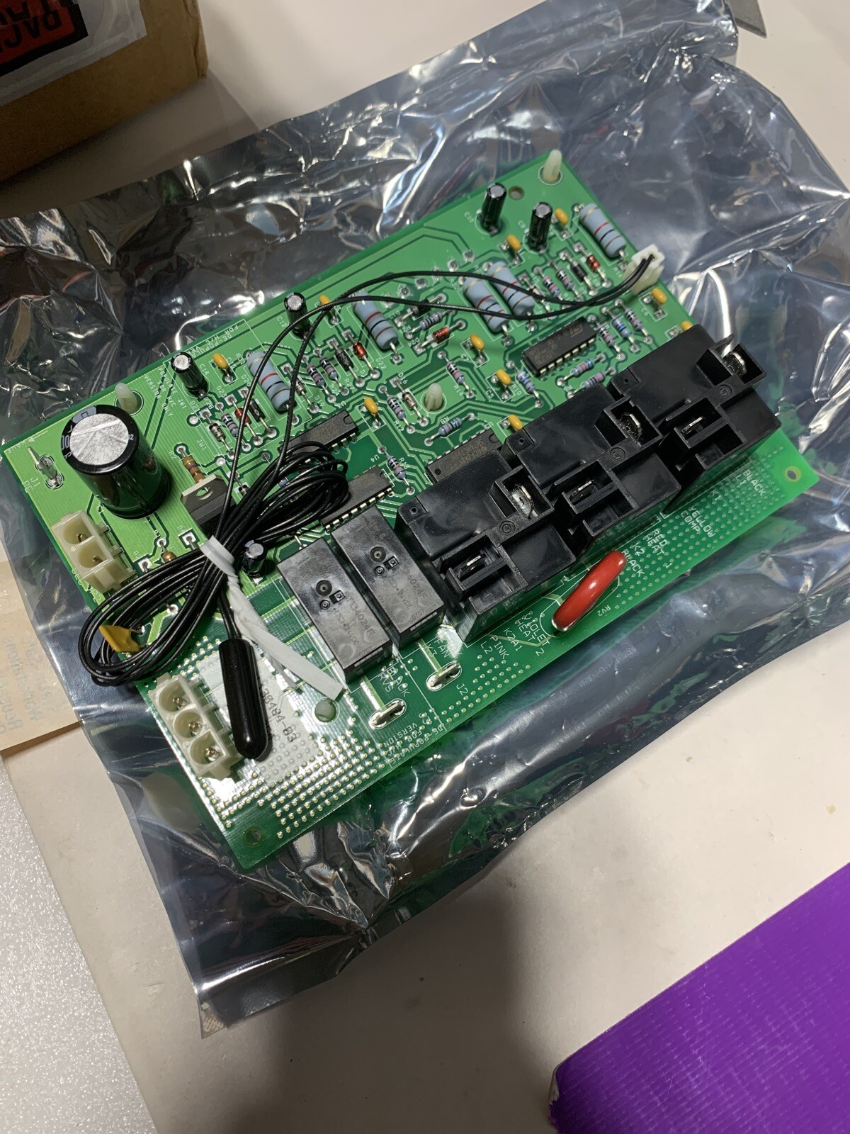 CARRIER CEPL130484-03, 52CQ402254 PTAC CONTROL BOARD *NEW*