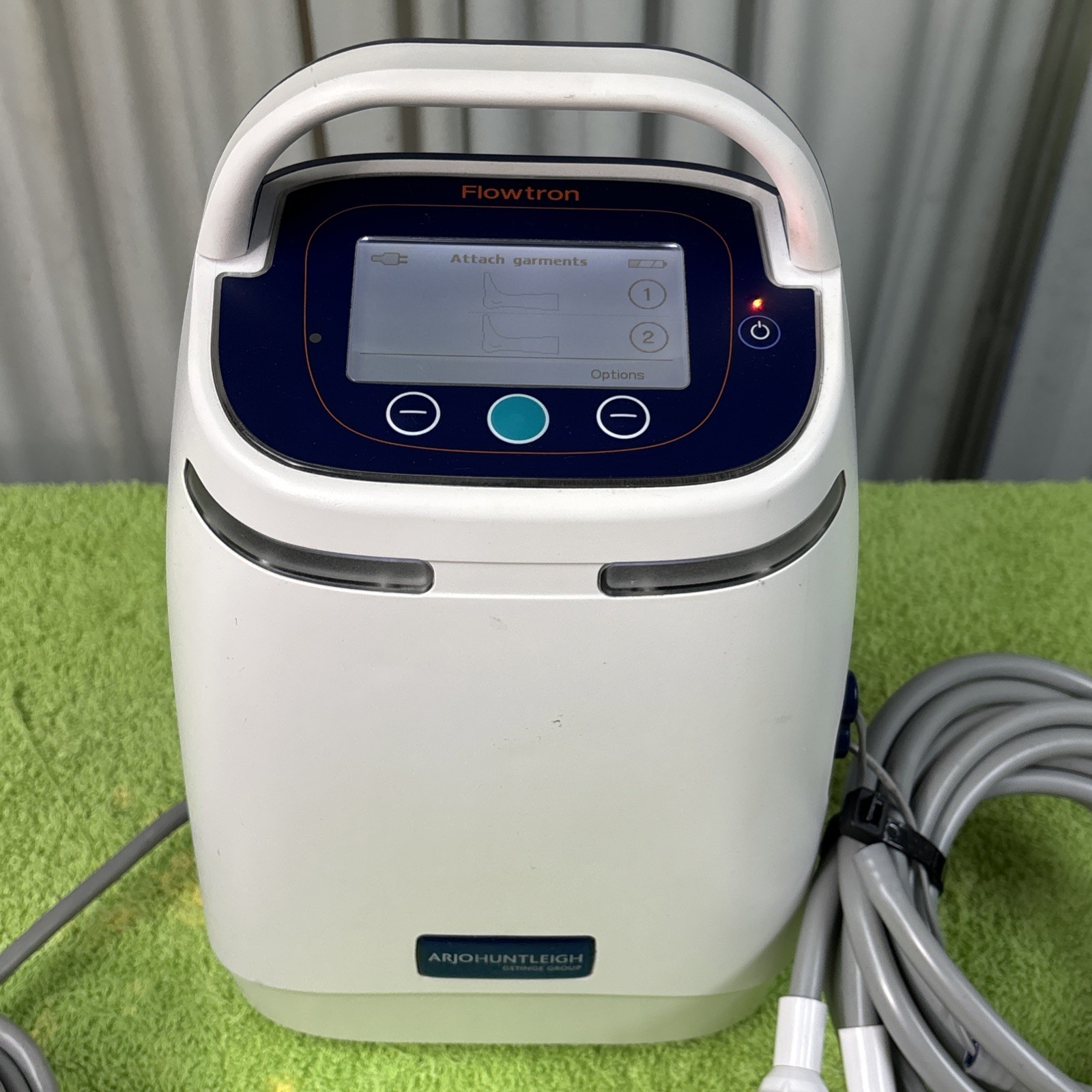 Getinge Arjohuntleigh Flowtron ACS800 Pump W/ Hoses