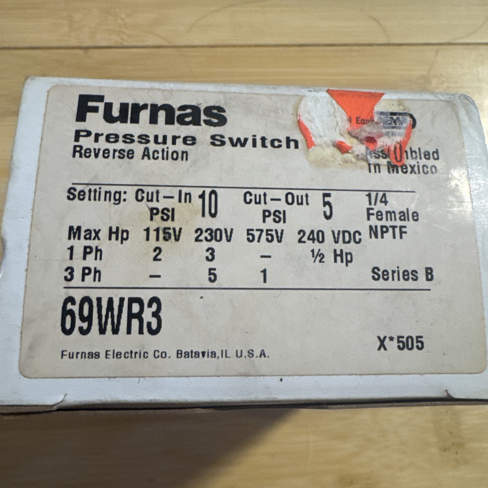 Furnas Pressure Switch 69WR3 Reverse Action Cut in 10 Out 5 New Original