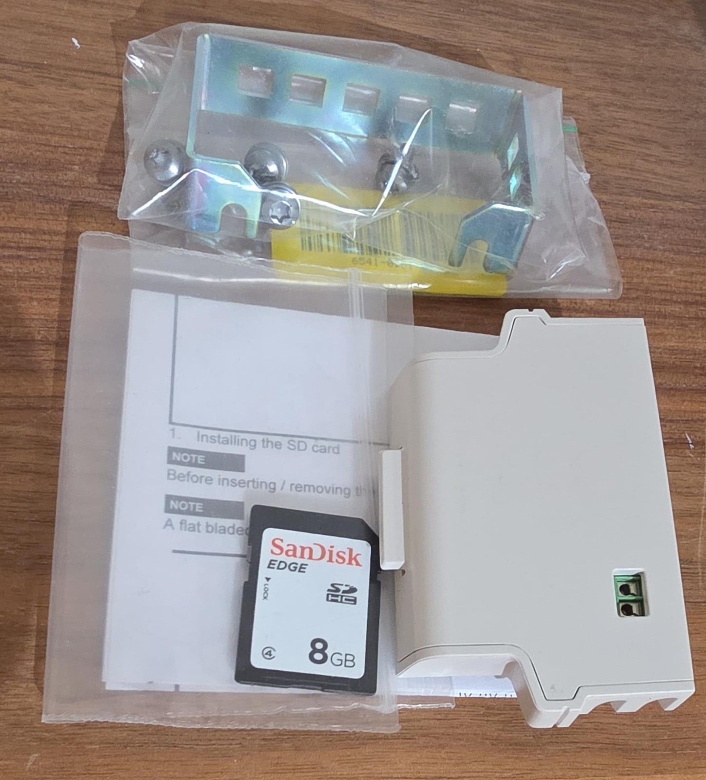 UNIDRIVE CONTROL TECHNIQUES M M400-044-00170 A101 01 AB100 10hp (NEW)