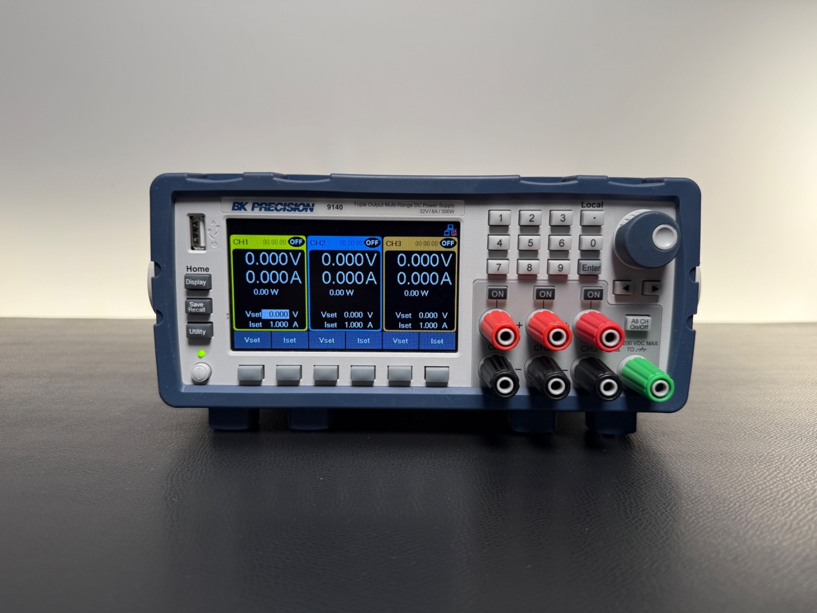 B&K Precision 9140 Triple Output Dc Power Supply 300W, 8A Keysight Fluke Agilent