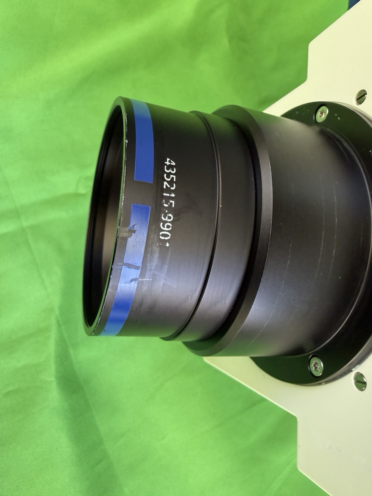 ZEISS SteREO Discovery.V8 Microscope Body w/ Achromat S 0.5x Objective Lens