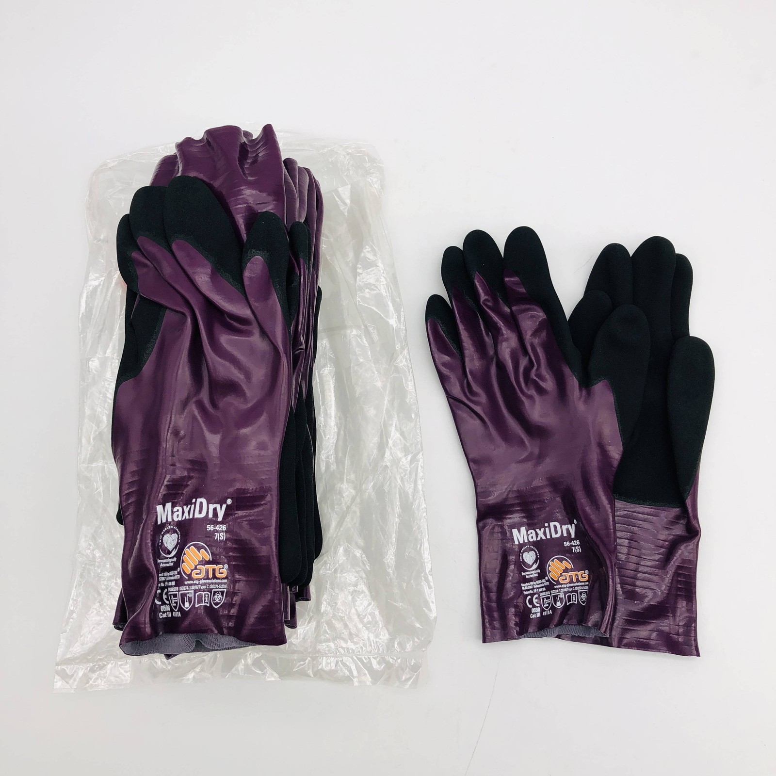 MaxiDry 56-426 Chemical Resistant Gloves Small 7 Nitrile Lightweight 12 Pairs