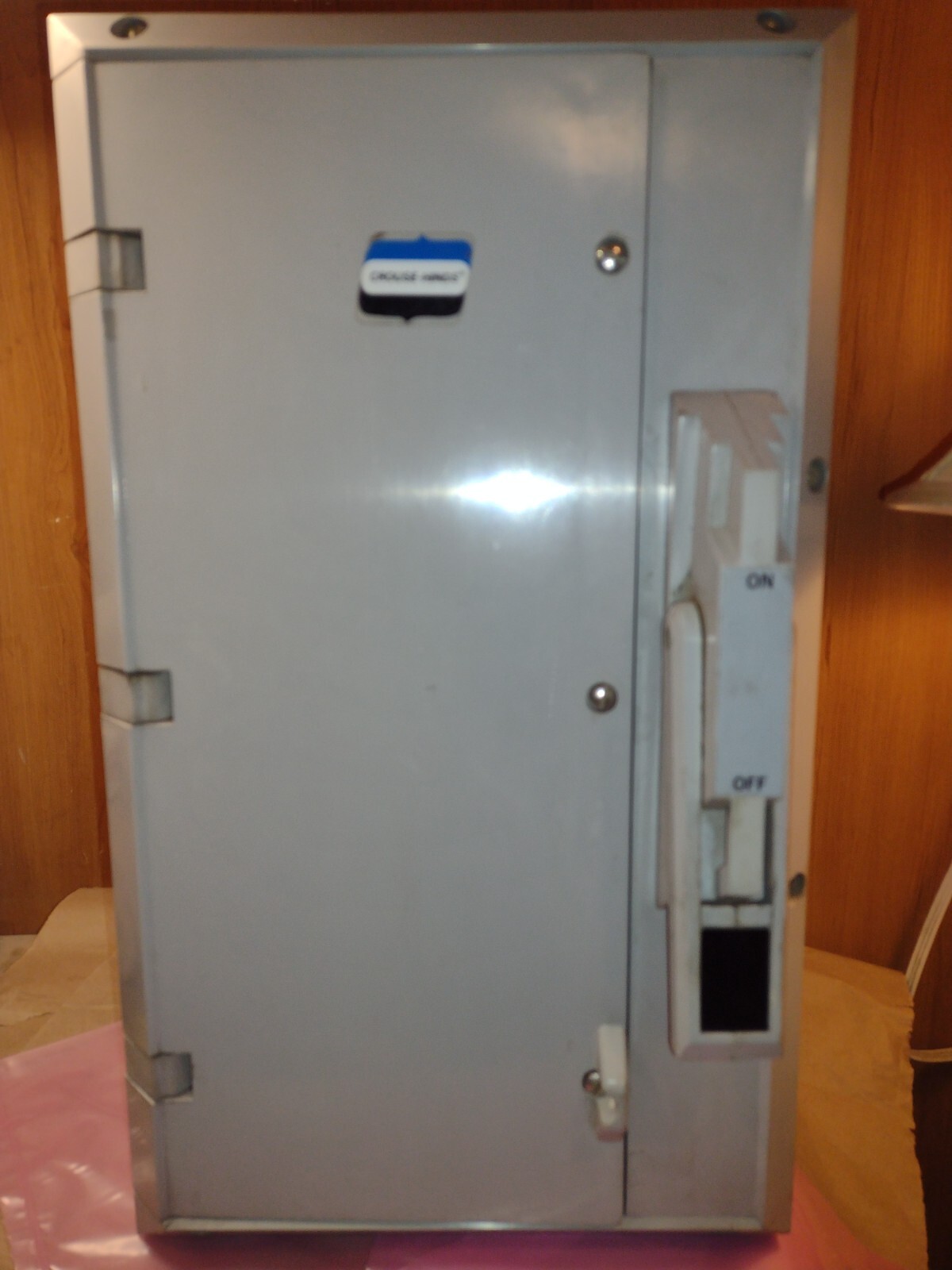 Crouse-Hinds NST1018F D Krydon Enclosed Safety Switch, w/Square D H-60-SV 60A