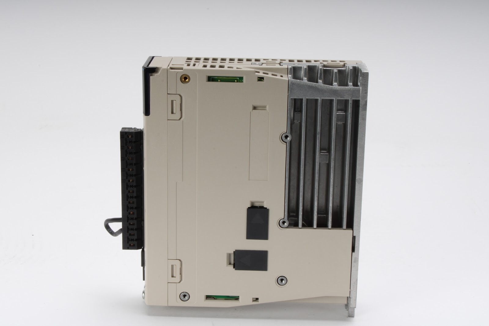Yaskawa SGD7S-R90A00A002 Servo Drive