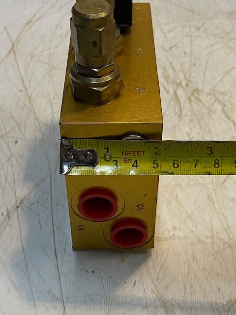 Vickers MCD-4185 Industrial Hydraulic Manifold Control Valve Block