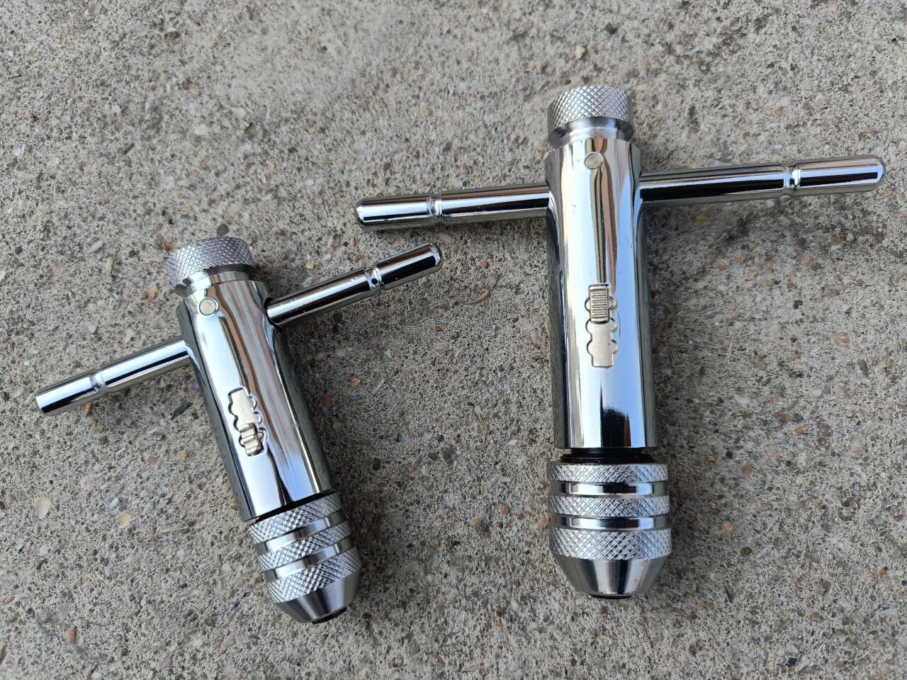 US Stock 2Pcs Ratchet T Handle Tap Wrench, Adjustable Bar Holder Ratcheting Tap