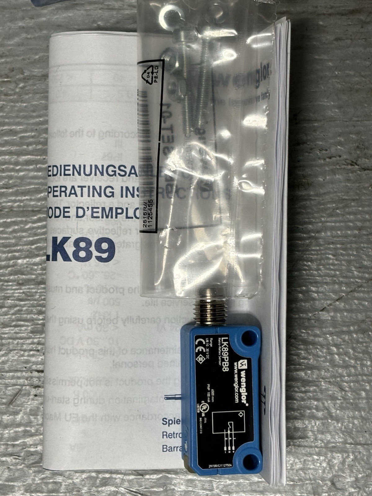 Wenglor LK89PB8 Retro-Reflex Sensor 4500mm Range 10-30VDC PNP M8 Connector NEW