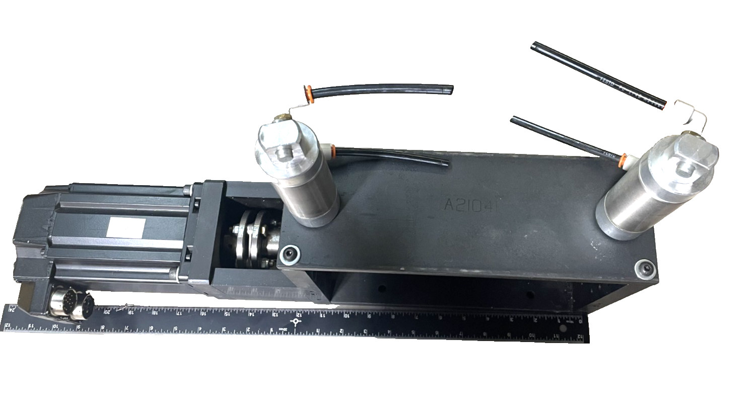 Allen-Bradley MPL-B430P-HJ22AA SER A Servo Motor with 8 inch nip roller