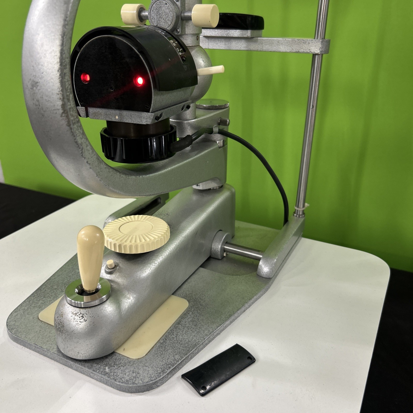 CARL ZEISS OPHTHALMIC SLIT LAMP