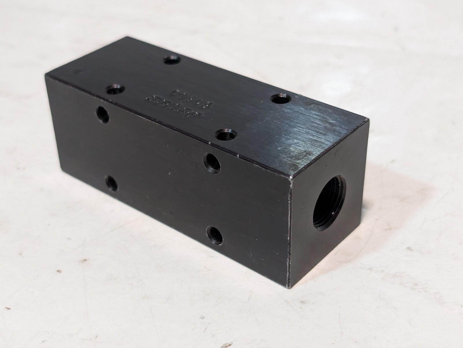 Jergens 61801 4-Station Pneumatic Hydraulic Aluminum Strip Manifold Block