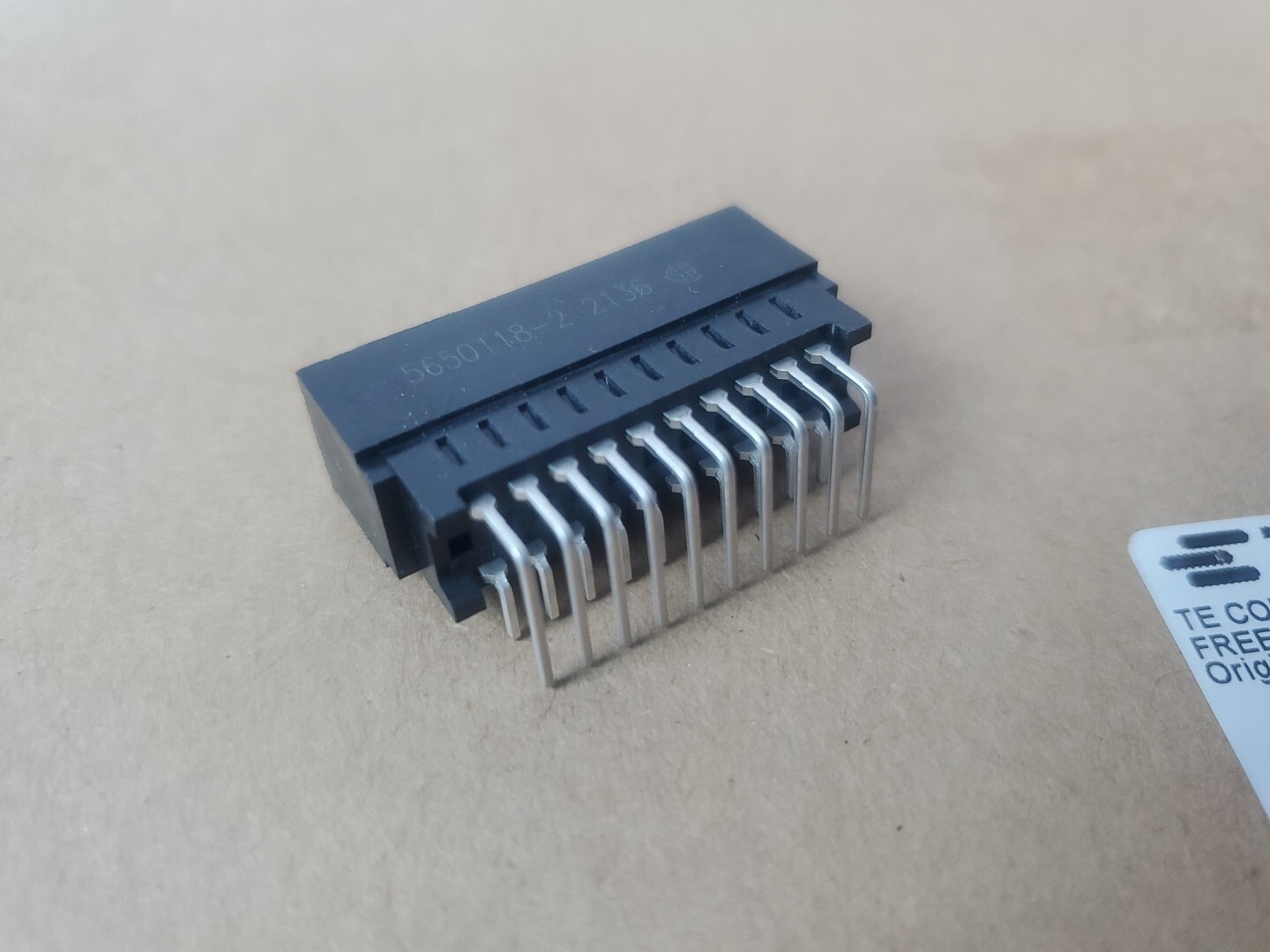 252 qty ETE 5650118-2 Standard Card Edge Connectors CONN SEC II 10POS 100C/L R/A
