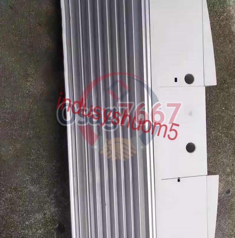 Used One Lenze Inverter EMB9352-E