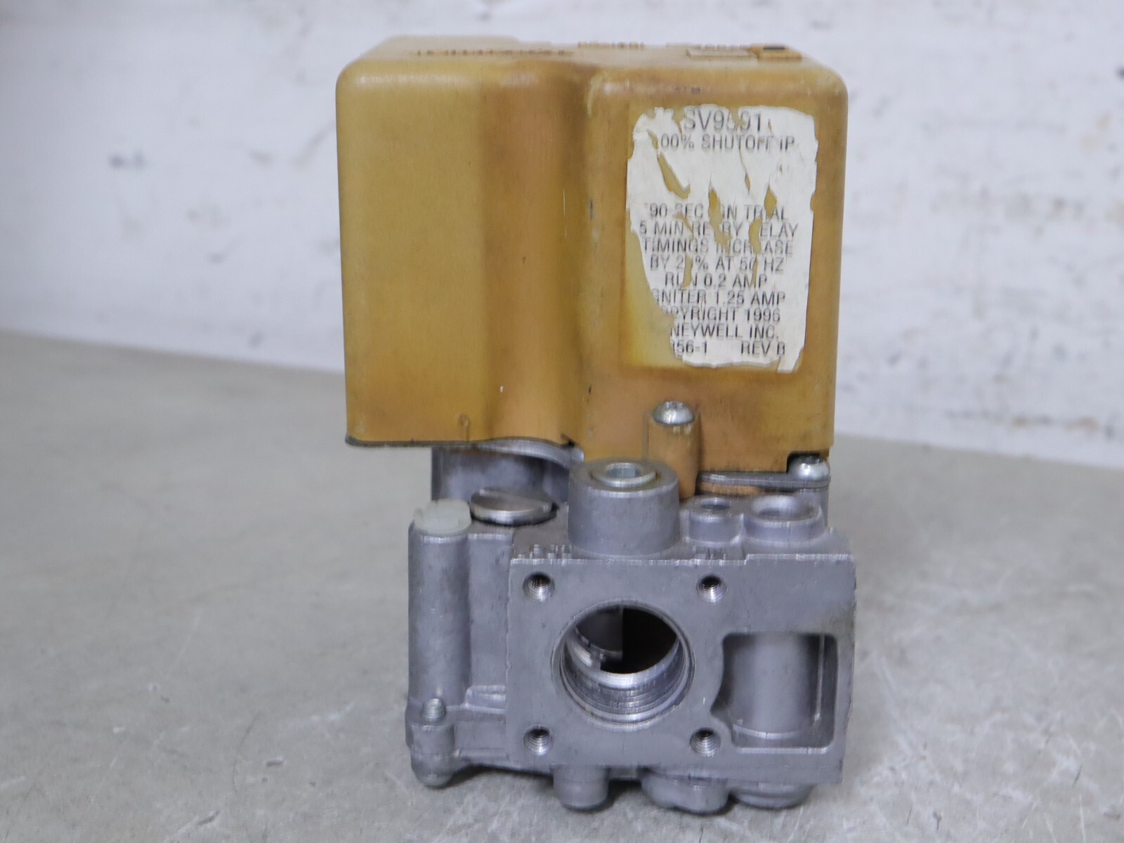 Honeywell SV9501M2056 SmartValve Gas Smart Valve HQ1011421HW