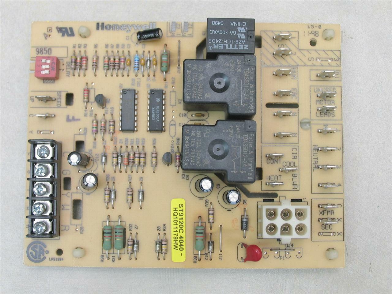 Honeywell ST9120C4040 Furnace Control Circuit Board HQ1011179HW