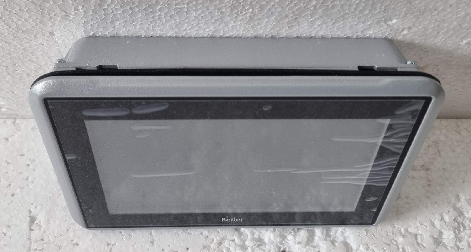 BEIJER ELECTRONICS IX T7B PART NUMBER 640000102 HMI DISPLAY