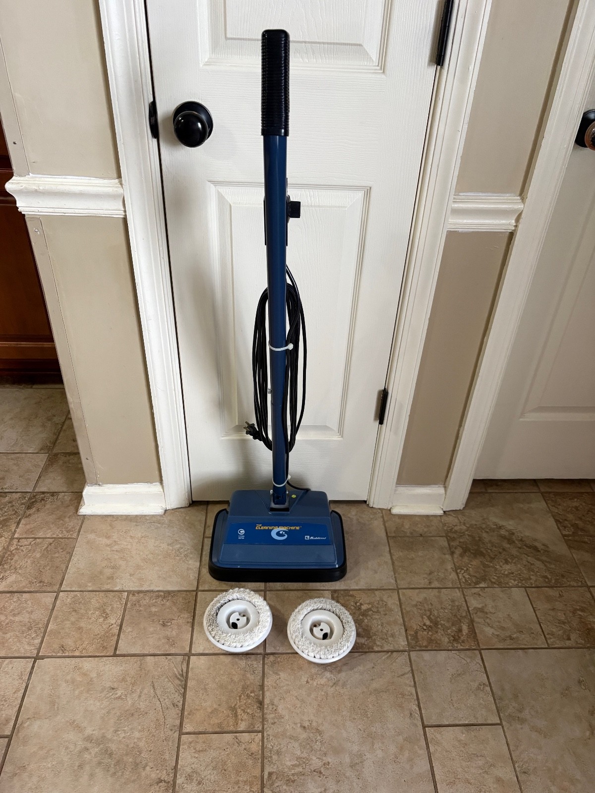 The Cleaning Machine Koblenz P-62C Mexico w/ 2 Bushes Clean Works Scrubber