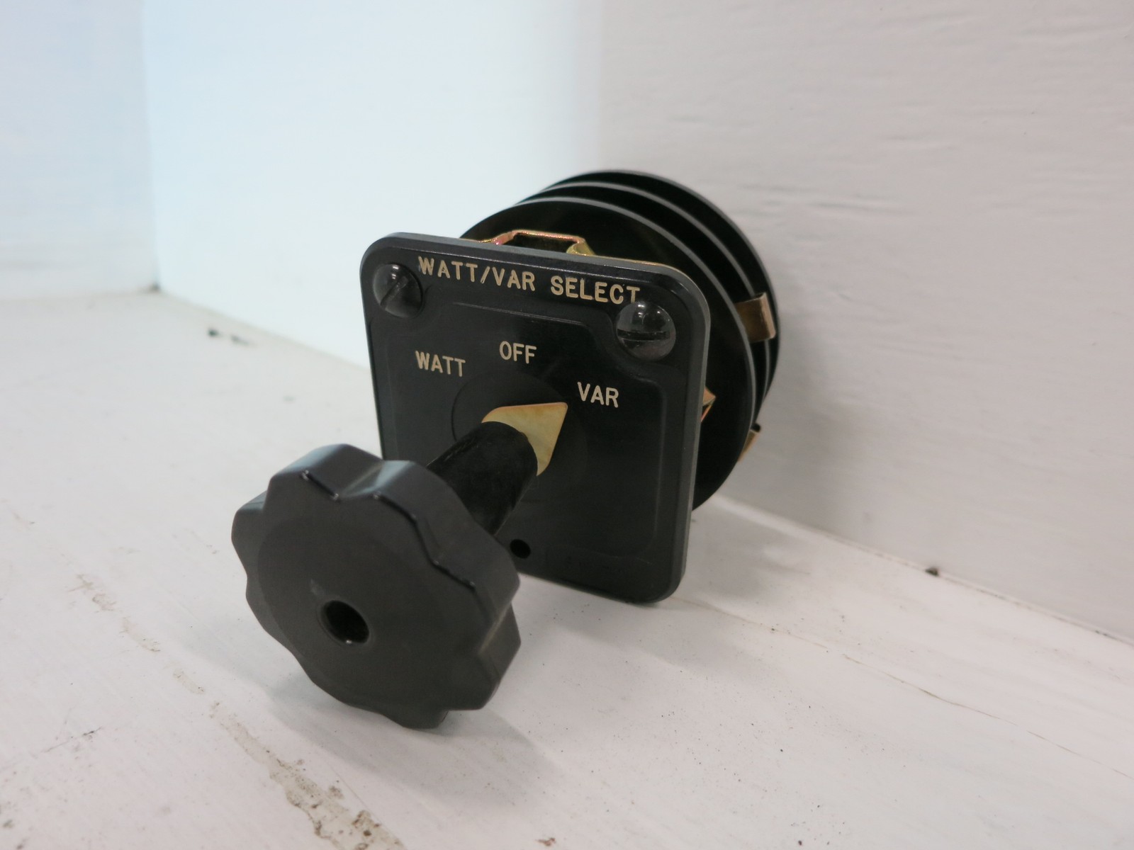Electroswitch 2407C WATT/VAR Select 3 Position Selector Rotary Switch Series 24